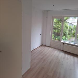 housePhoto