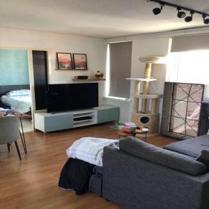 housePhoto