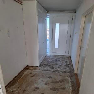 housePhoto