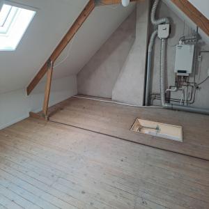 housePhoto