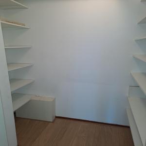 housePhoto