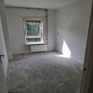housePhoto
