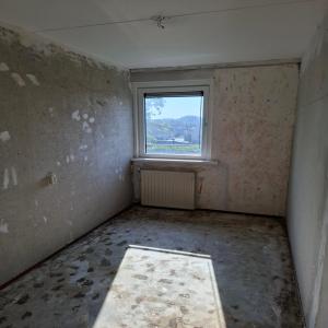 housePhoto