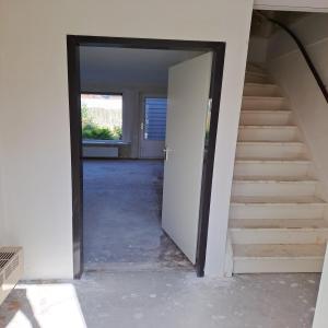 housePhoto