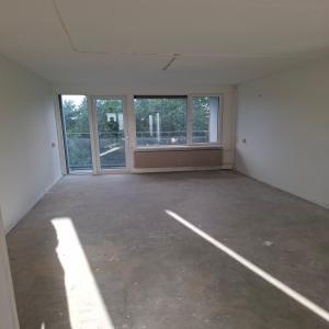 housePhoto