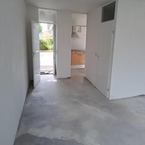 housePhoto