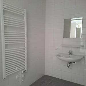 housePhoto