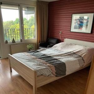 housePhoto