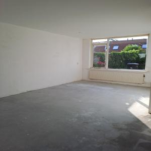 housePhoto