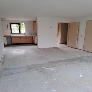 housePhoto