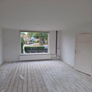 housePhoto