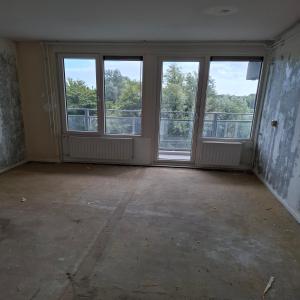 housePhoto