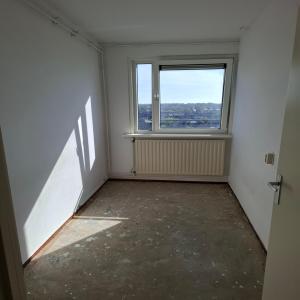housePhoto