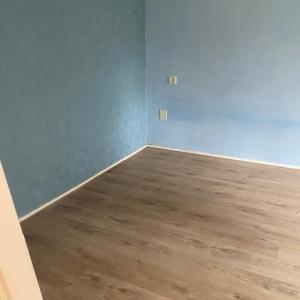 housePhoto