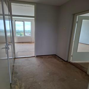 housePhoto