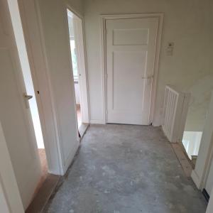 housePhoto