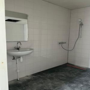 housePhoto