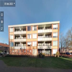housePhoto