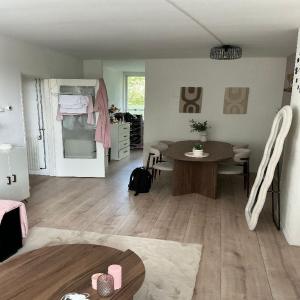housePhoto