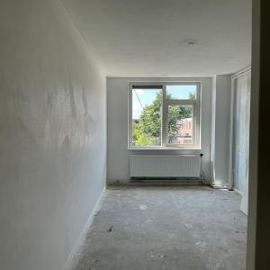 housePhoto