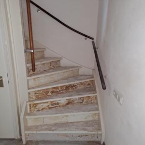 housePhoto