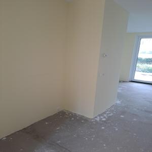 housePhoto