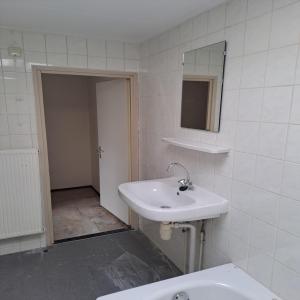 housePhoto