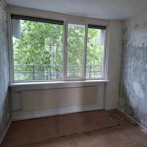 housePhoto
