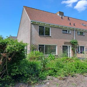 housePhoto