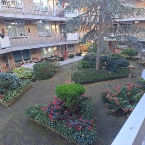 housePhoto