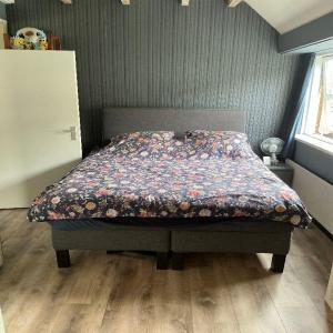 housePhoto