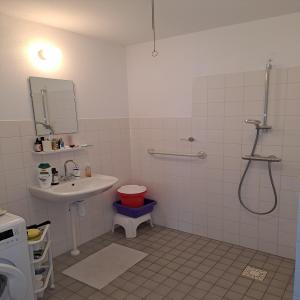 housePhoto