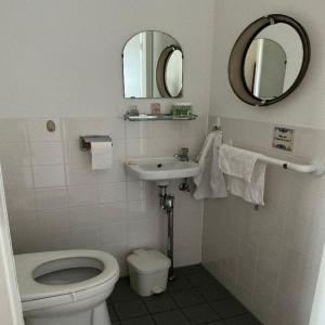 housePhoto