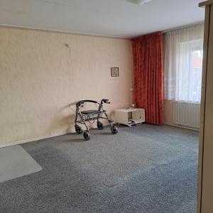 housePhoto