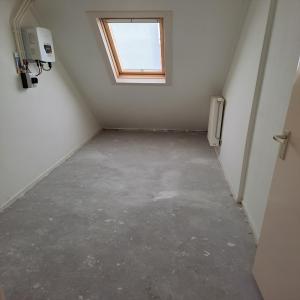 housePhoto