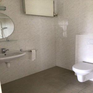 housePhoto