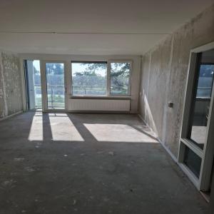 housePhoto