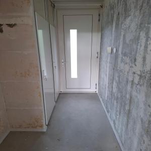 housePhoto