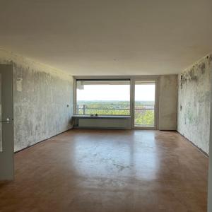 housePhoto