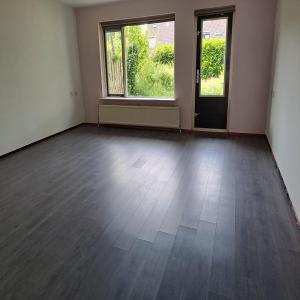 housePhoto