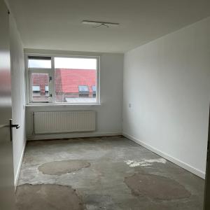 housePhoto