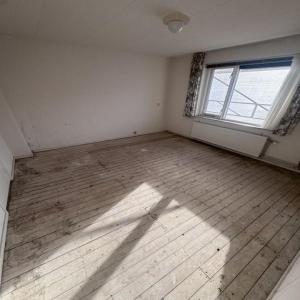 housePhoto