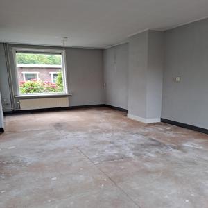 housePhoto