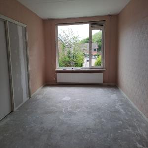 housePhoto