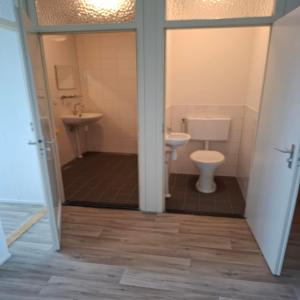 housePhoto