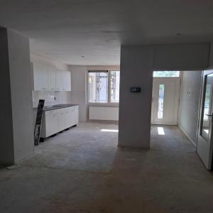 housePhoto
