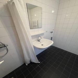 housePhoto
