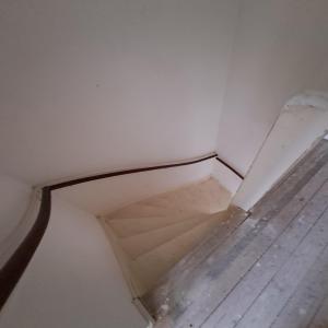 housePhoto