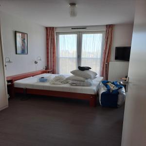 housePhoto