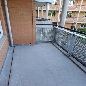housePhoto